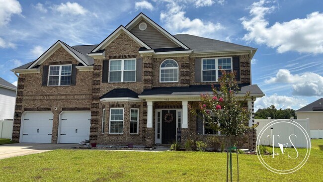 Building Photo - 983 Oak Crest Dr