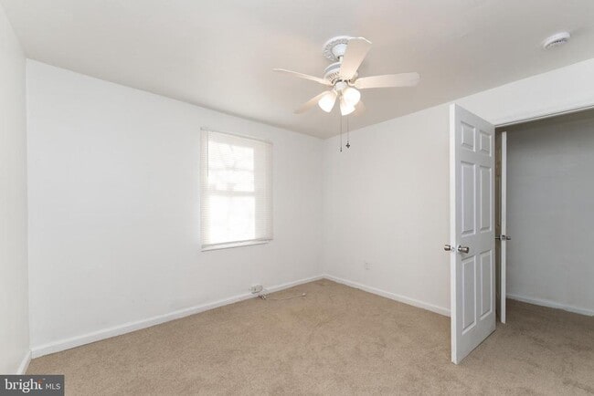 Building Photo - 6510 Joplin St