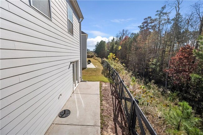 Building Photo - 853 Bentley Dr