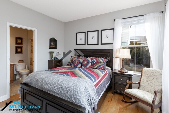 Building Photo - 913 Beech Glen Dr