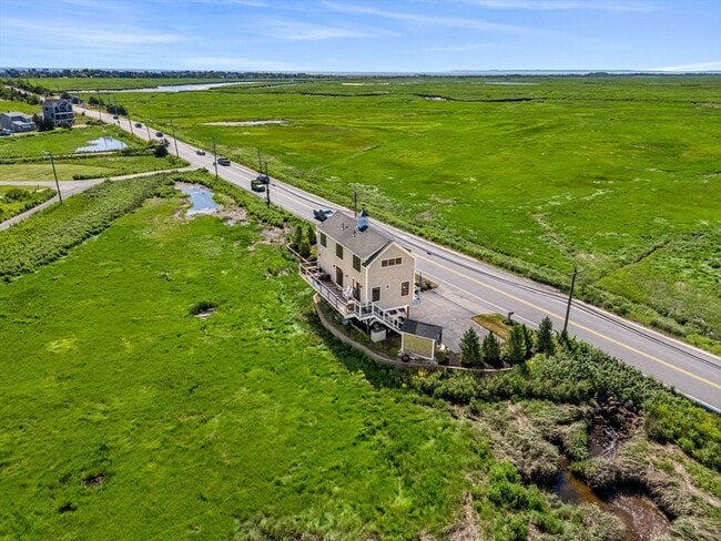 Building Photo - 65 Plum Island Turnpike