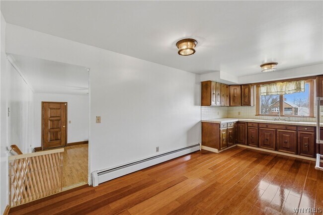 Building Photo - 4 Villa Moraine Dr