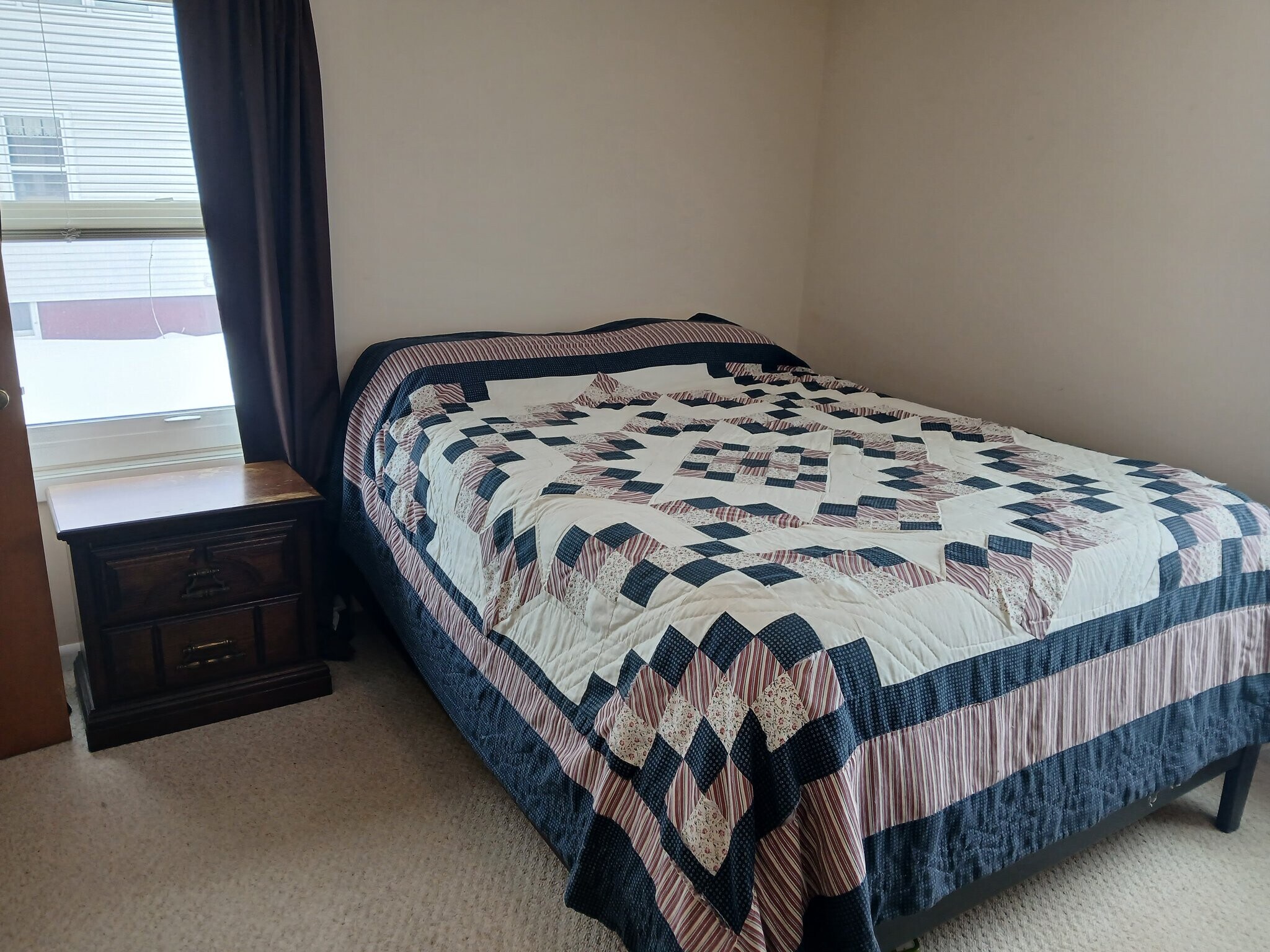 Building Photo - 321 W Mcmillan Ave