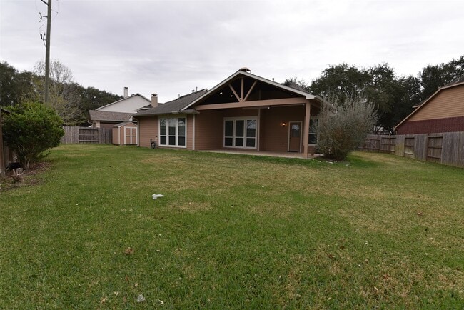 Building Photo - 122 Kentwood Ridge Ct