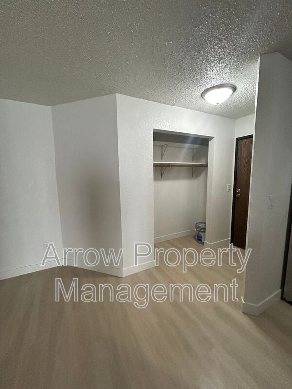 Building Photo - 205 E Arbor Ave