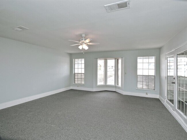 Building Photo - 6501 Highpoint Cove
