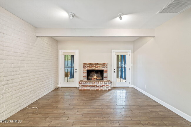 Building Photo - 7840 N 7th St