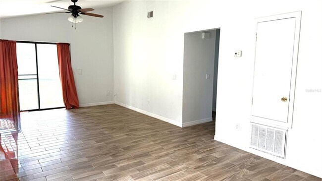 Building Photo - 3237 Vishaal Dr