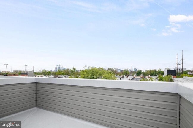 Building Photo - 3957 Wyalusing Ave