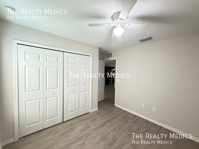 Building Photo - 8106 Juniper Rd