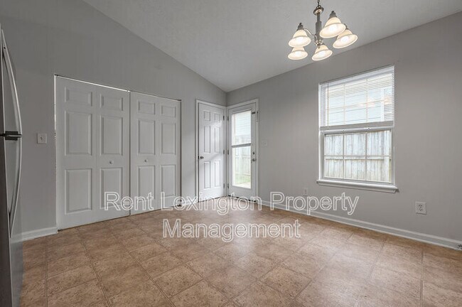 Building Photo - 660 Morgan Hills Dr