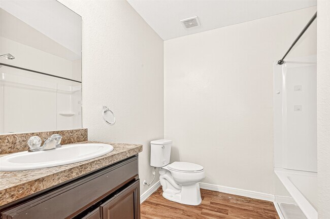 Building Photo - 2030 Stonework Ln