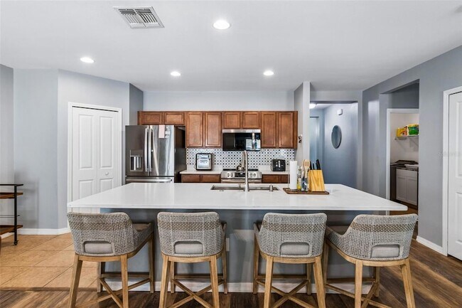 Building Photo - 107 Park Hurst Ln