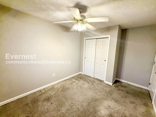 Building Photo - 5406 Notting Hill Rd