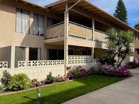 Building Photo - 471 W Duarte Rd