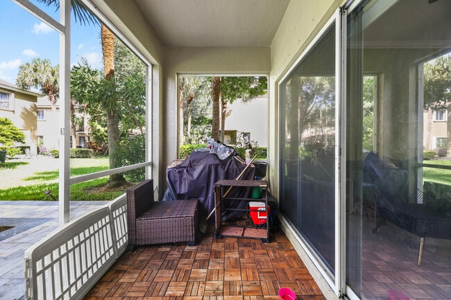 Building Photo - 380 SW 122nd Ave