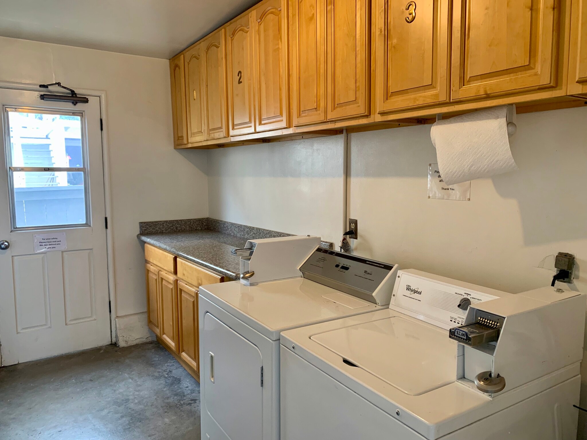 Laundry Room - 216 Paramount Dr