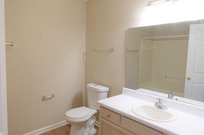 Building Photo - 205 Pelham Square Way