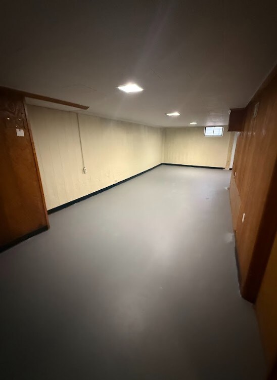 Building Photo - 215 Derhake Rd