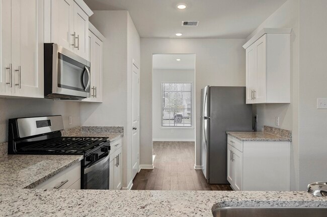 Building Photo - 10366 Red Cardinal Dr