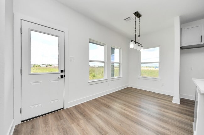 Building Photo - 6273 Rd 5503