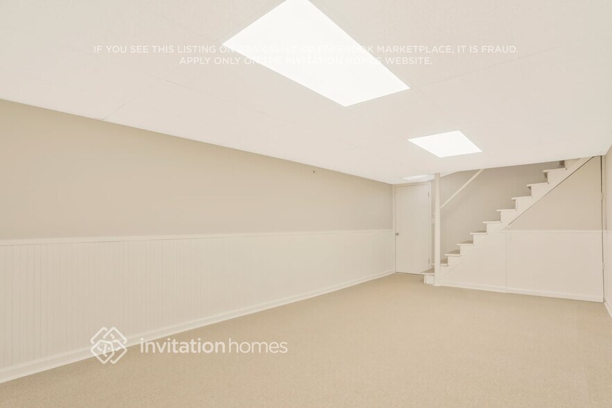 Building Photo - 5528 Fern Creek Dr SW