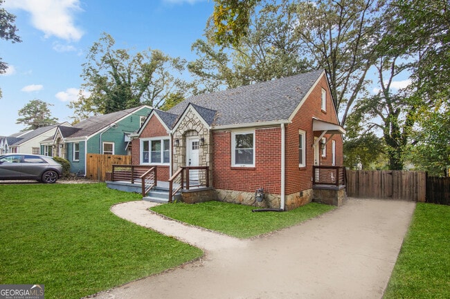 Building Photo - 1891 Stanton St