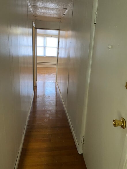 Building Photo - 88 E 26th St