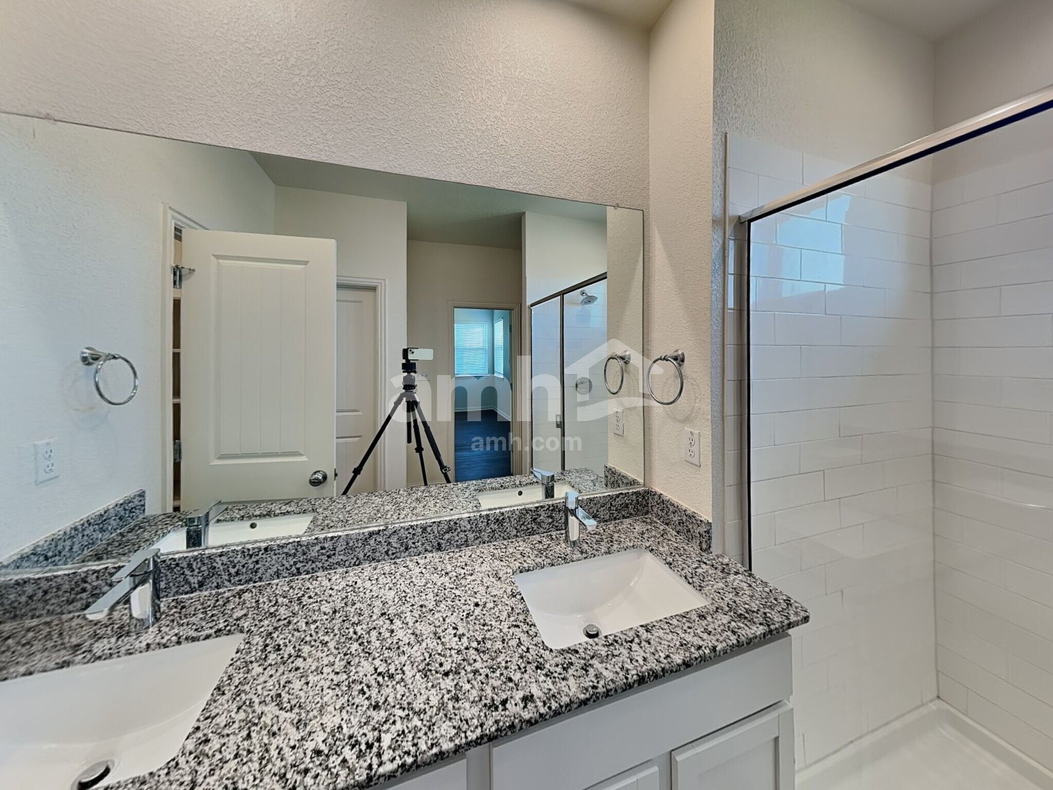 Building Photo - 332 Aspen Waters