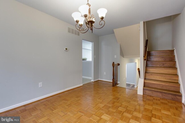 Building Photo - 3570 Lowlen Ct