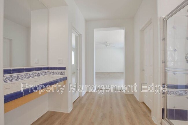 Building Photo - 32555 Favara Dr