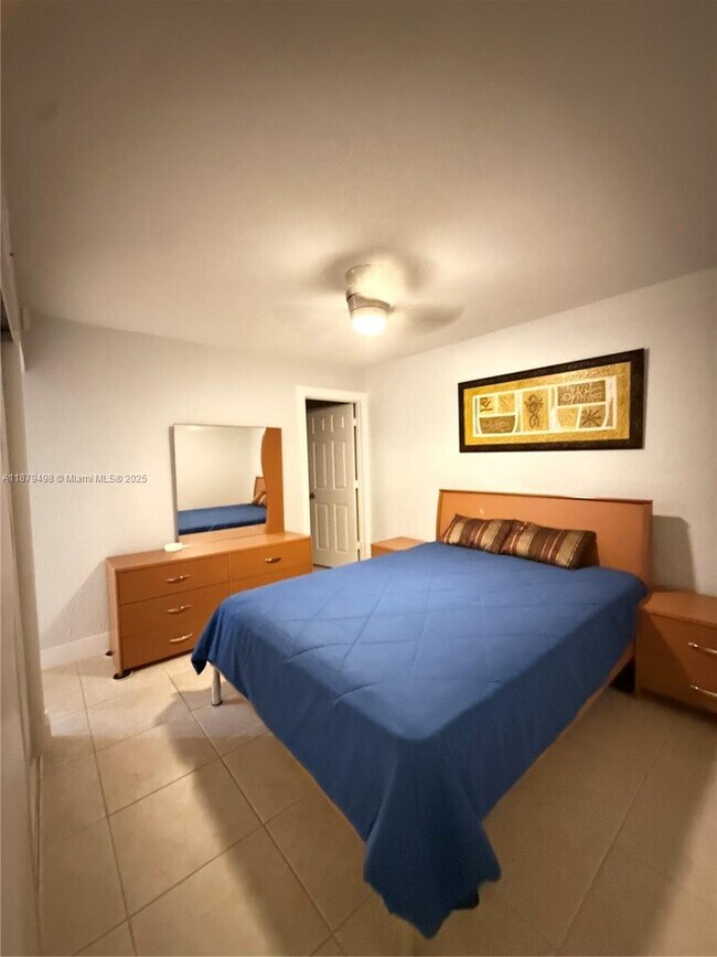Building Photo - 1801 S Ocean Dr