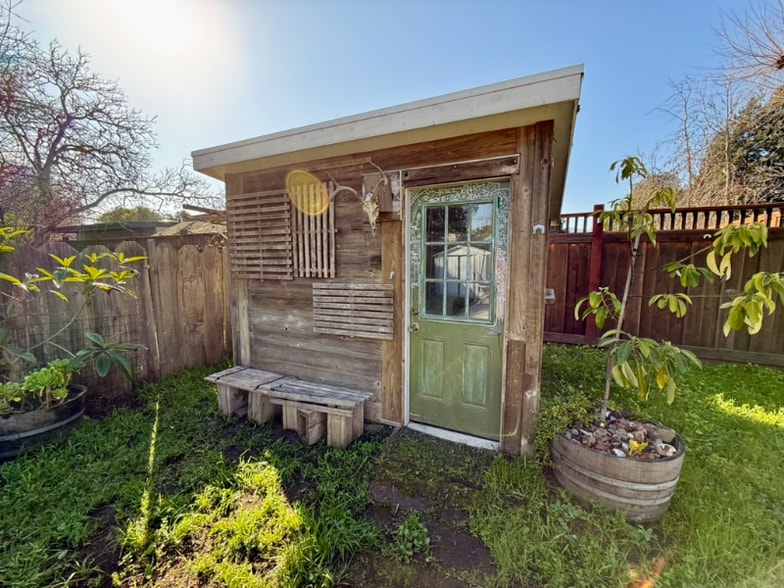 Building Photo - 1877 Virginia Ave