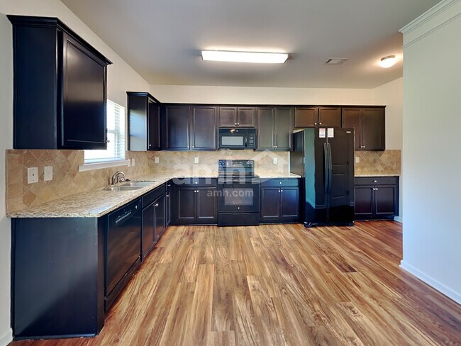 Building Photo - 2145 Villa Spring Ct