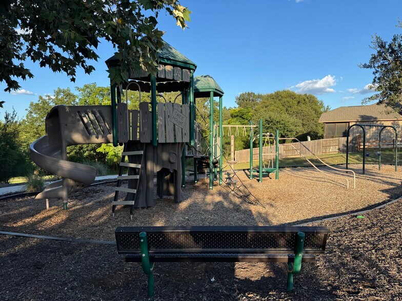 Community park - 12710 Clearwater Cv