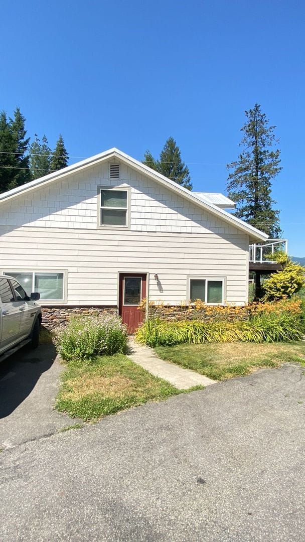 Building Photo - Lakeview Property in Hauser