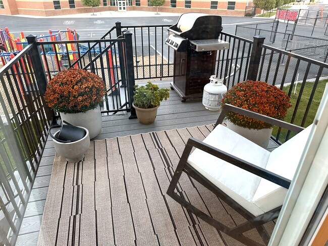 Building Photo - 12339 S Bigbend Vista Dr