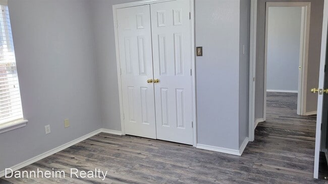 Building Photo - 3 br, 2 bath House - 10610 Boston Ave