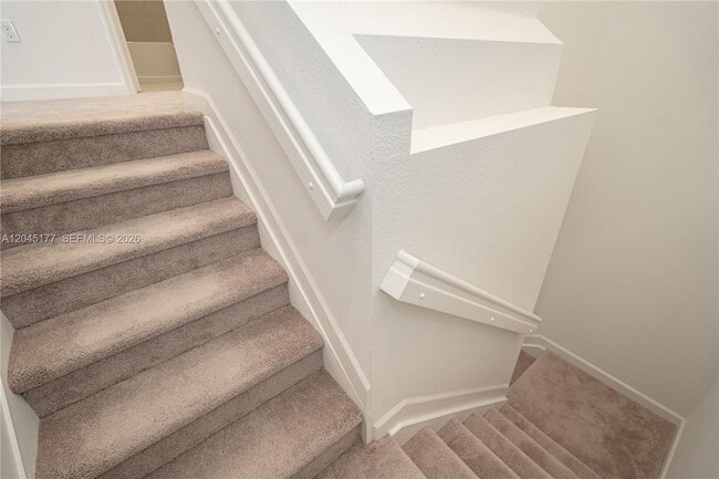 Building Photo - 270 SW 159th Pl