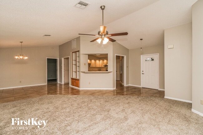 Building Photo - 1811 E Cooper Dr