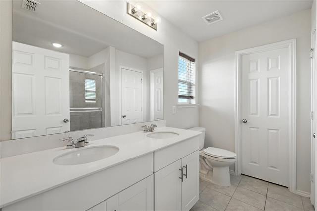 Building Photo - 507 Goldenrod Ln
