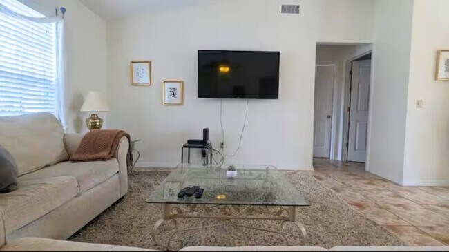 Building Photo - 4673 Sines Ln
