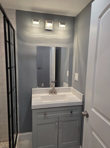 Building Photo - 339 Cambridge St