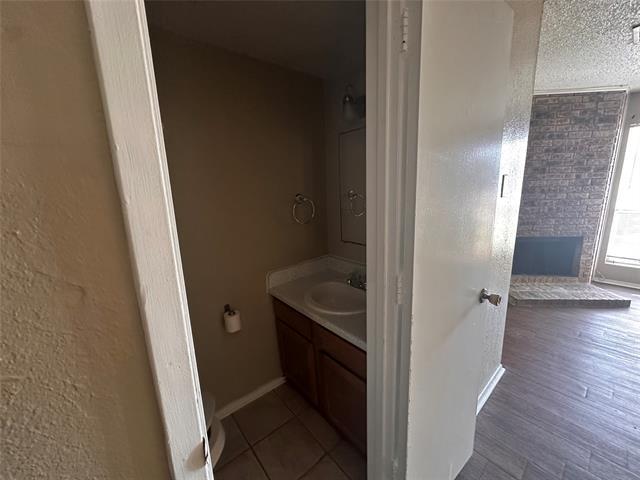 Building Photo - 2243 Aspen Dr