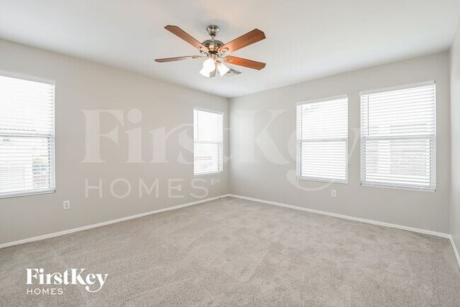 Building Photo - 7595 E Cholla Overlook Dr