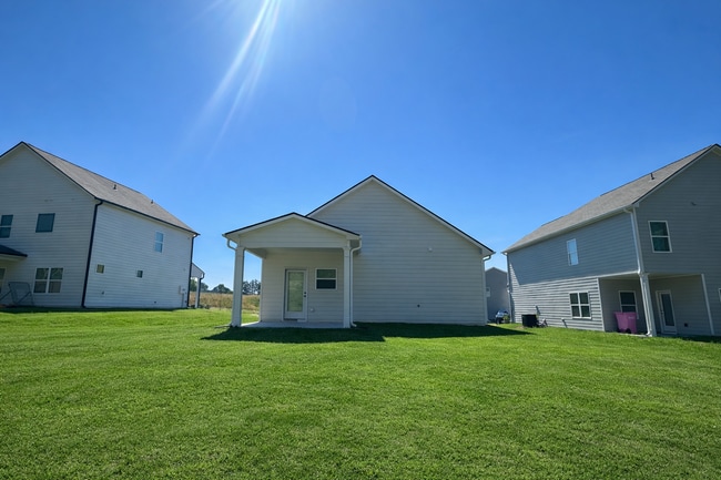 Building Photo - 184 Fair Oak Ln