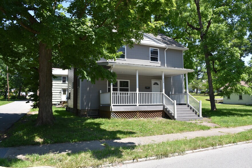 Building Photo - 539 North St