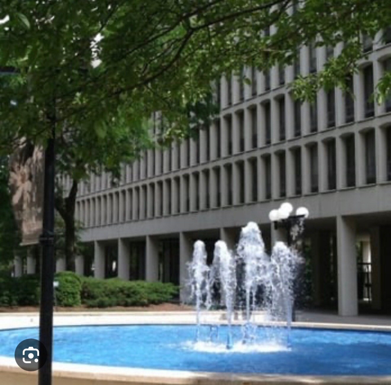 Building Photo - 1400 E 55th Pl