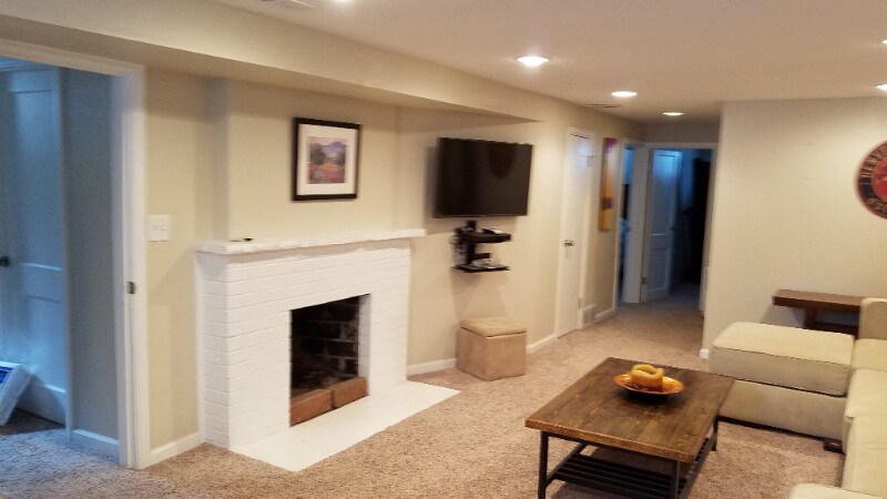 Building Photo - 3900 Dover St