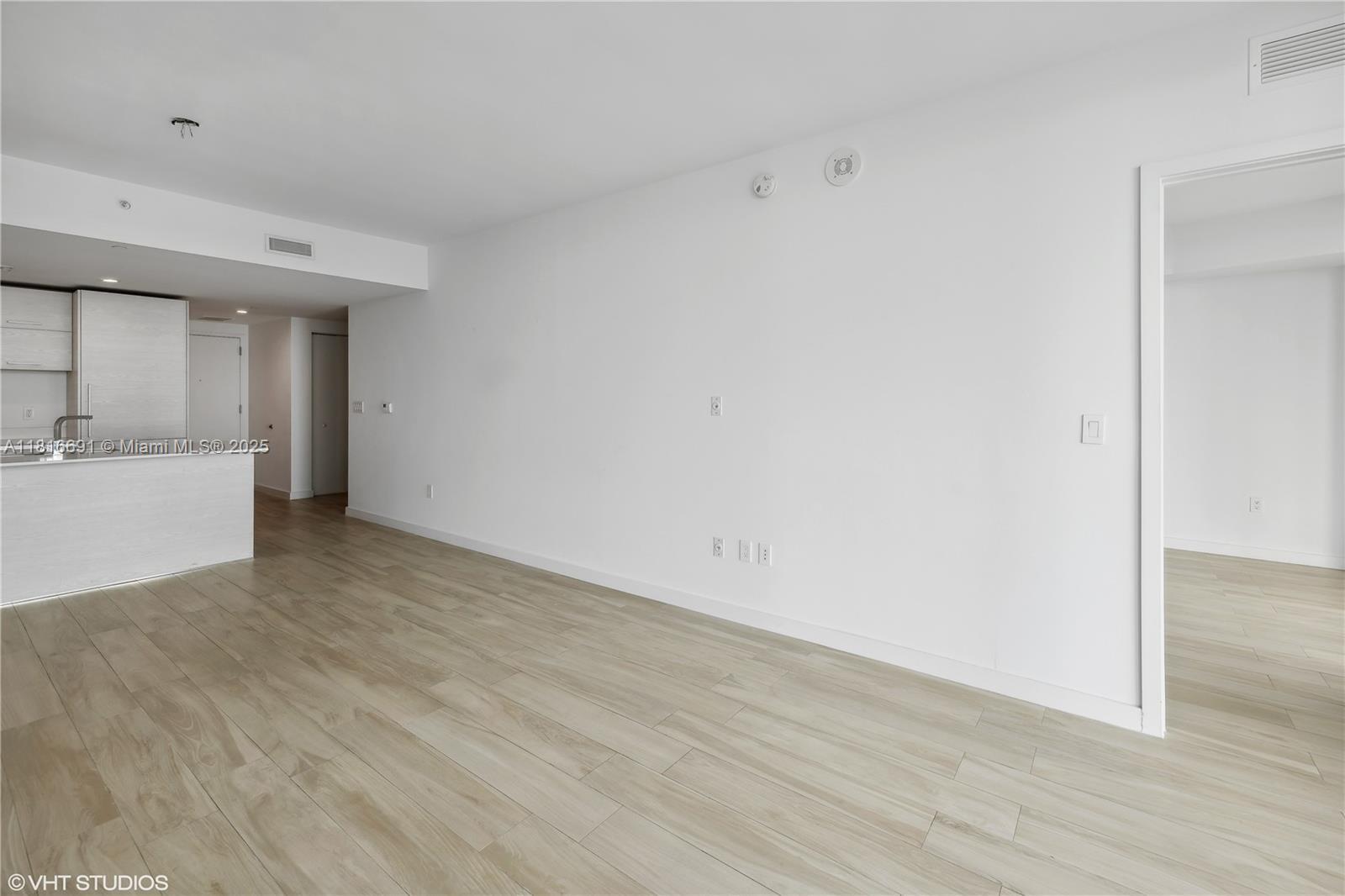 Building Photo - 1300 S Miami Ave